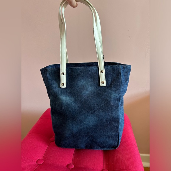 GUESS Marilyn purse | 90’s collectible NEVER USED - Picture 2 of 6